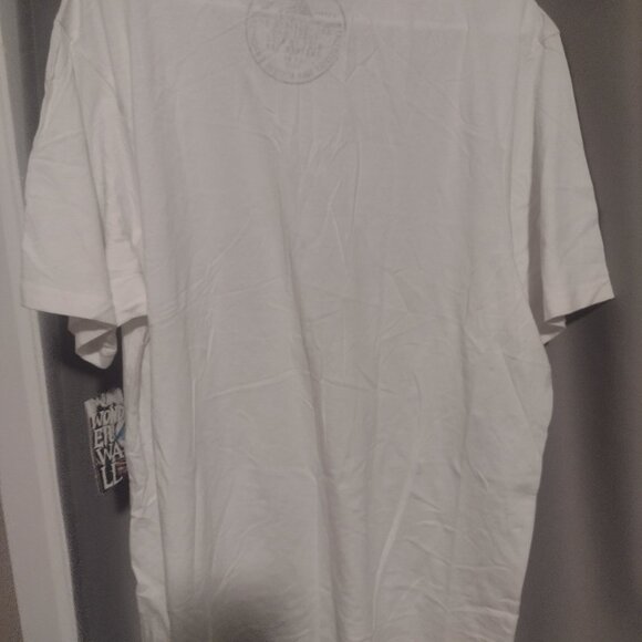 Two Steve and Barry's Wonderwall tshirts new with tags XL and xxl - Picture 8 of 8